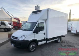 Trinacria Autoveicoli S.r.l. Autocarro Camion Furgone Iveco Daily 35C15 Furgone frigo con gancera 2011