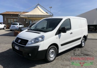 Trinacria Autoveicoli S.r.l. Autocarro Camion Furgone Fiat Scudo 2.0 165 cv cargo anno 122011 (3)