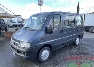 Trinacria Autoveicoli S.r.l. Autocarro Camion Furgone Fiat Ducato 2.8JTD 9 POSTI 2005