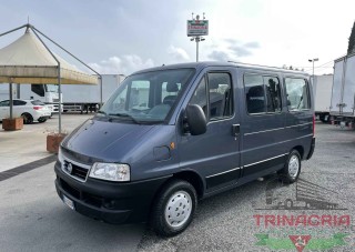 Trinacria Autoveicoli S.r.l. Autocarro Camion Furgone Fiat Ducato 2.8JTD 9 POSTI Panorama 2005