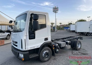 Trinacria Autoveicoli S.r.l. Autocarro Camion Furgone cassone frigo Iveco Eurocargo 60E16 telaio 3.105 ANNO 2010