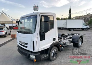 Trinacria Autoveicoli S.r.l. Autocarro Camion Furgone cassone frigo Iveco Eurocargo 75E18 telaio 3.105 ANNO 2010