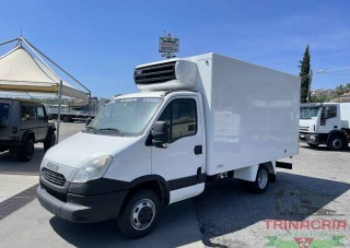 Trinacria Autoveicoli S.r.l. Autocarro Camion Furgone Iveco 35C13 isotermico con gruppo frigo carrier atp 2014