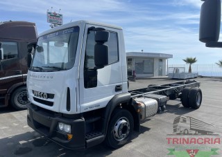 Trinacria Autoveicoli S.r.l. Autocarro Camion Furgone Iveco Eurocargo 140E22 euro 6 telaio pneumatico 2015