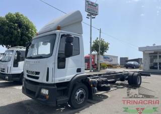 Trinacria Autoveicoli S.r.l. Autocarro Camion Furgone Iveco Eurocargo 140E25 Telaio pneumatico 2014