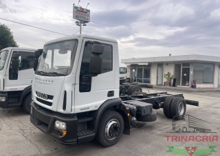 Trinacria Autoveicoli S.r.l. Autocarro Camion Furgone Iveco Eurocargo 140E22 3690 pneumatico 2012