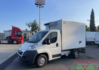 Trinacria Autoveicoli S.r.l. Autocarro Camion Furgone Peugeot Boxer 2.2 M.jet 140 cv Furgone frigo sponda anno 2014