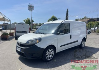 Trinacria Autoveicoli S.r.l. Autocarro Camion Furgone Autoveicolo Sicilia Catania Fiat Doblo 1.6 m. jet cargo maxi 3 POSTI ottobre 2020