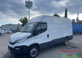 Trinacria Autoveicoli S.r.l. Autocarro Camion Furgone Iveco Daily 35C16 2.3 M. JET Furgone MH2 passo medio tetto alto 2019