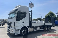 IVECO STRALIS 260S48 PIANALE CON RAMPE IDRAULICHE